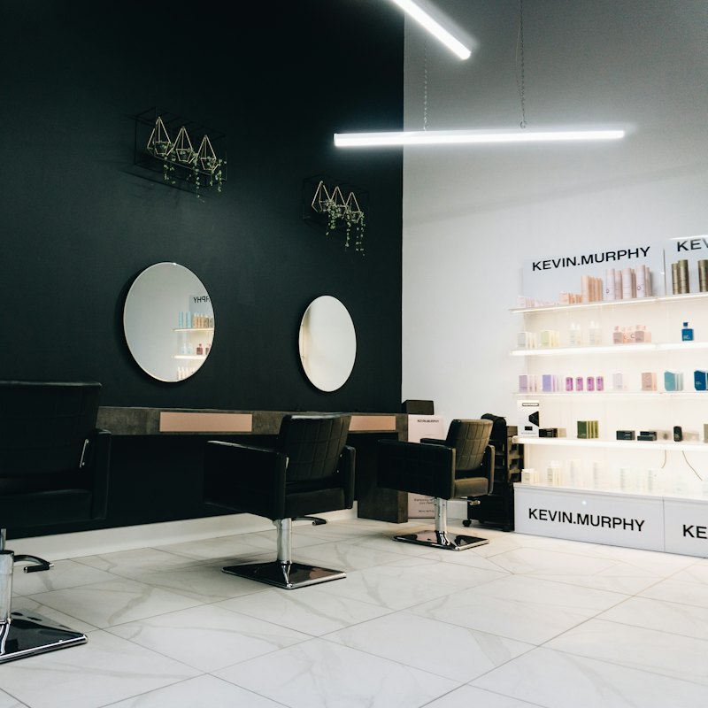 Queen Nails studio work